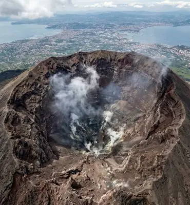 Exclusive private day trip tour to Mount Vesuvius volcano crater from the Amalfi Coast with Valentina Gambardella